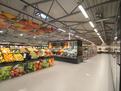 VVN team leverte leveringsutstyr og monteringsarbeider i den nye butikken til butikkjeden "TOP" i Sigulda.14